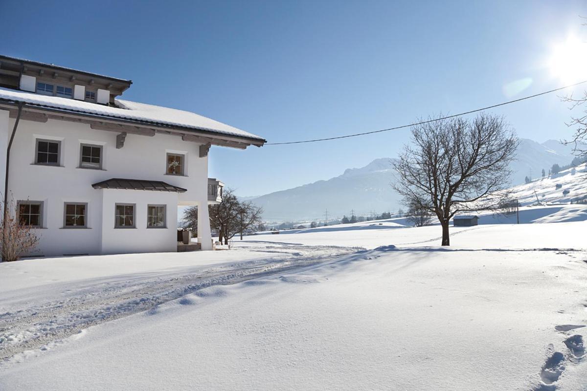 Gaestehaus Weber Oberperfuss Exterior foto