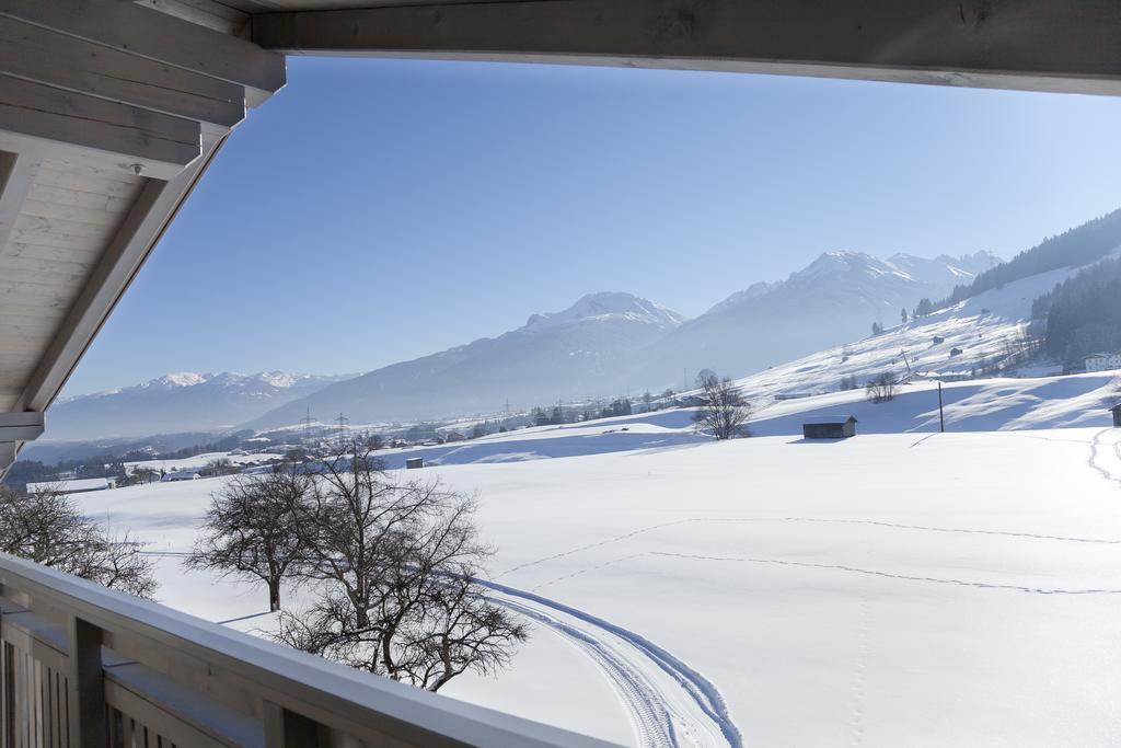 Gaestehaus Weber Oberperfuss Exterior foto